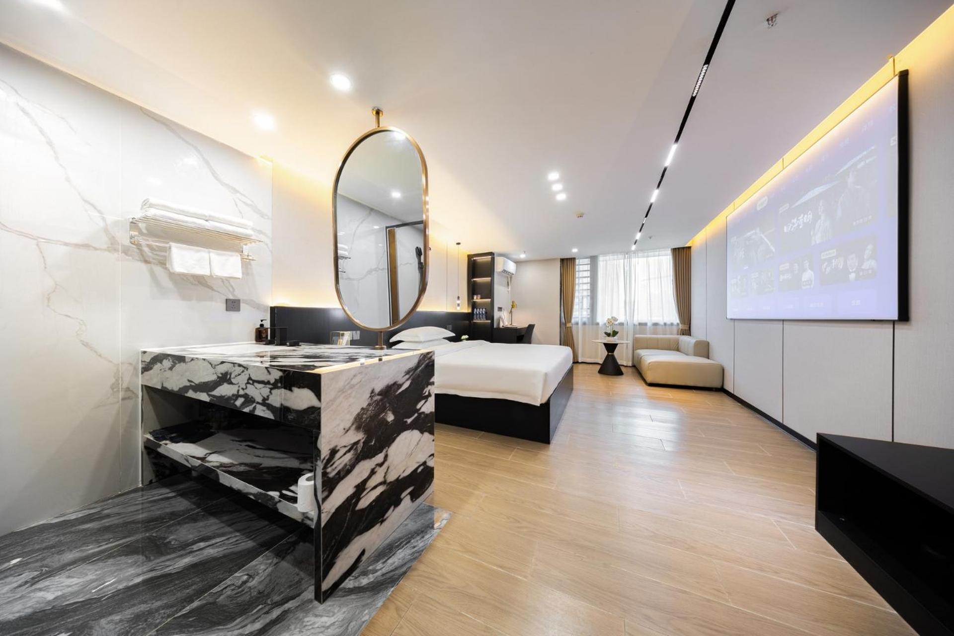 Yun Jin City View Hotel - Guangzhou Taikoo Hui Zhujiang New Town Tianhe Sports Center Экстерьер фото